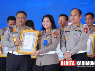 Kasatlantas Polres Karimun Terima Penghargaan dari Kakorlantas Polri