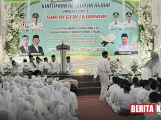 Ratusan Siswa SMA Negeri 1 Karimun Khatam Al-Qur an Akbar di Sekolah