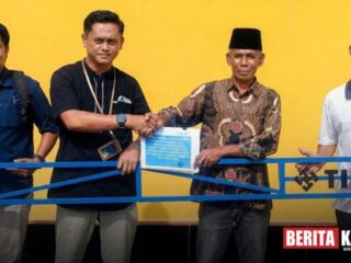 PT Timah Beri Bantuan Tenda Untuk Masjid, Warga Ucapkan Terima Kasih